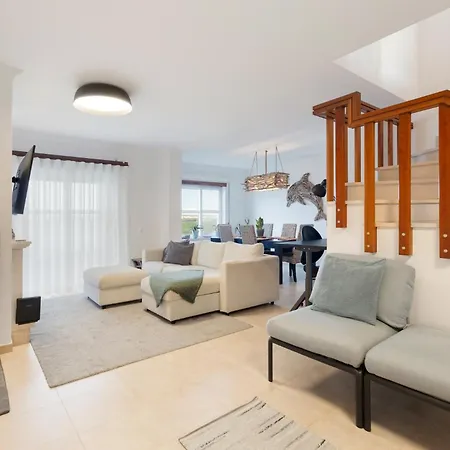 37 - Driftwood Ocean Apartment Peniche