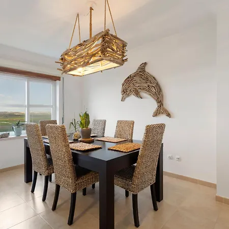 37 - Driftwood Ocean Apartment *