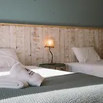 Apartment 37 - Driftwood Ocean